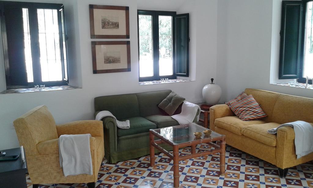 La Umbria De La Ribera Guest House เอลเปโดรโซ ภายนอก รูปภาพ