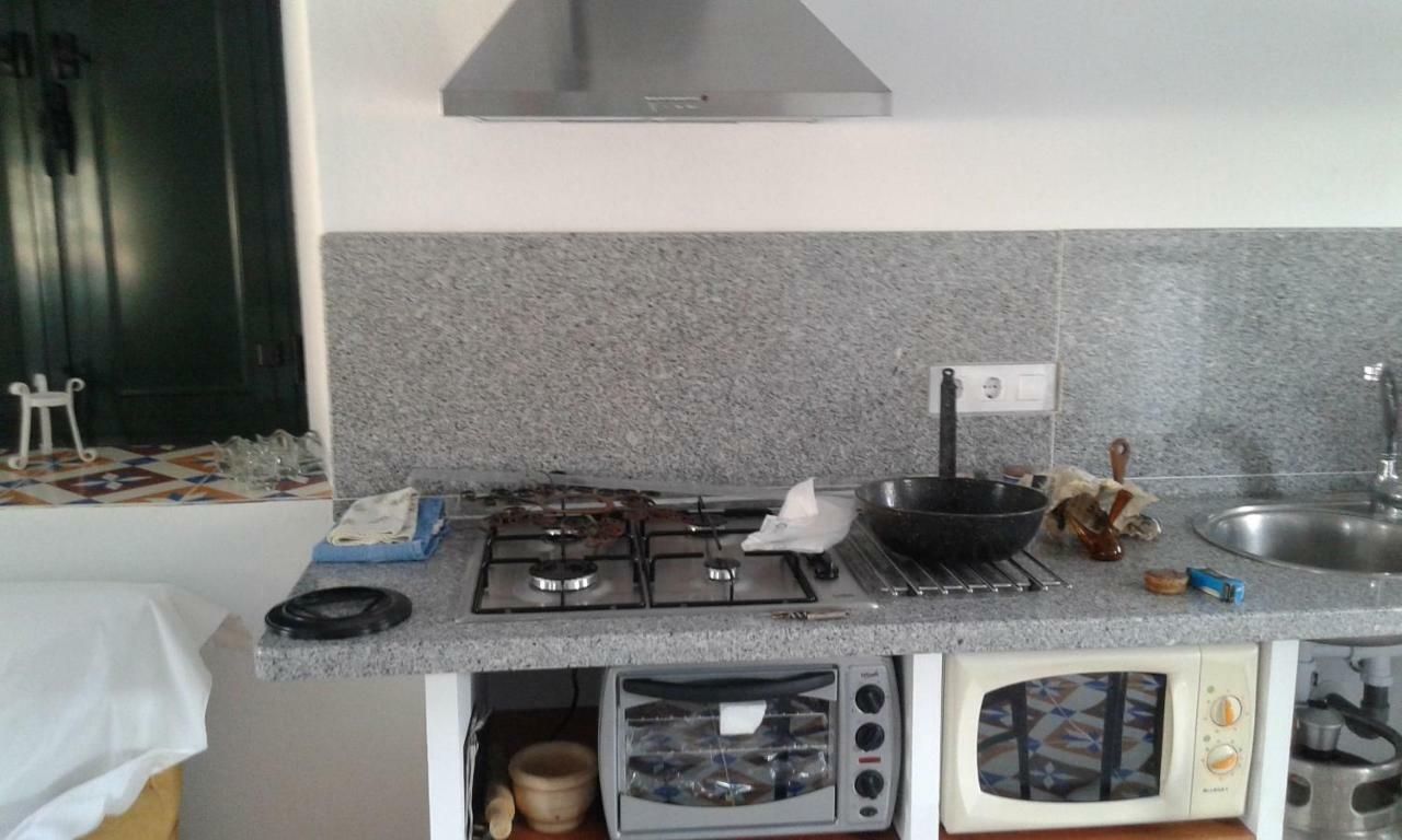 La Umbria De La Ribera Guest House เอลเปโดรโซ ภายนอก รูปภาพ