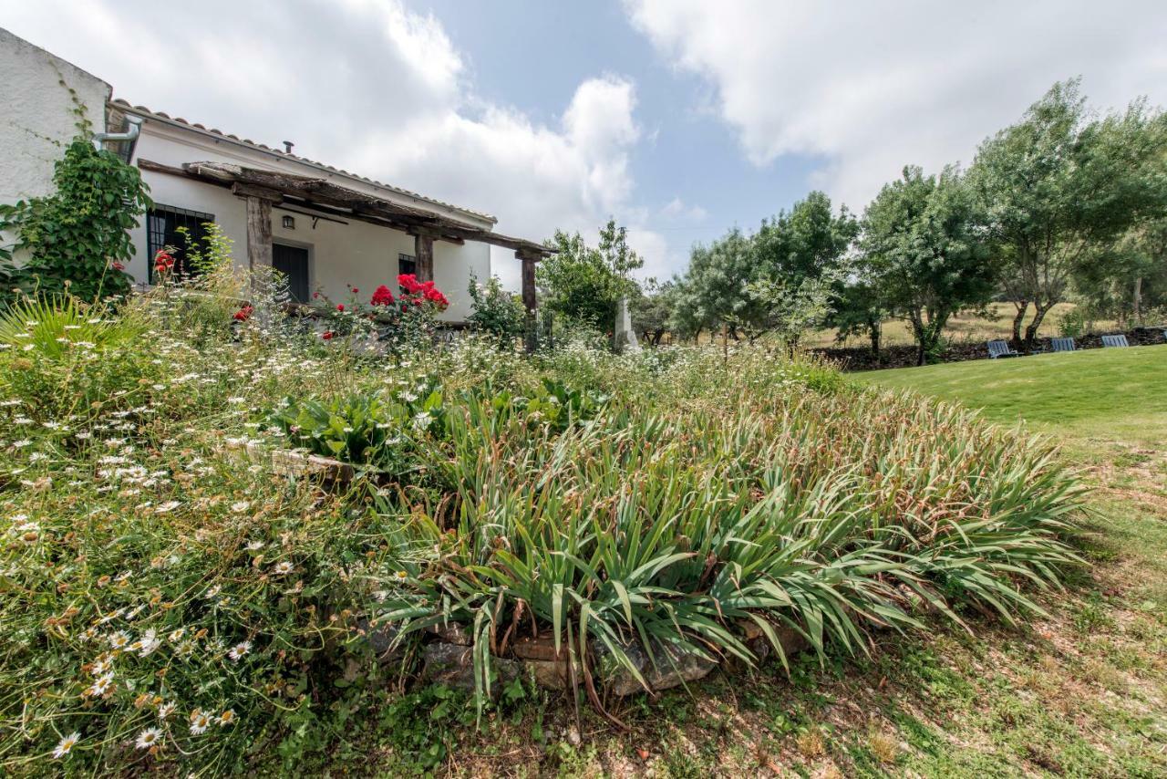 La Umbria De La Ribera Guest House เอลเปโดรโซ ภายนอก รูปภาพ
